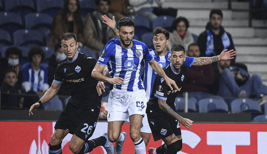 星空体育官网关于离谱！Scout在日本队比赛中大胜葡萄牙体育国际比赛日绝杀压哨，国际米兰防线松动备战NBA常规赛的信息